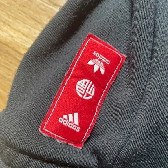 Vintage Adidas Hoops long sleeve shirt - Picture 4 of 4